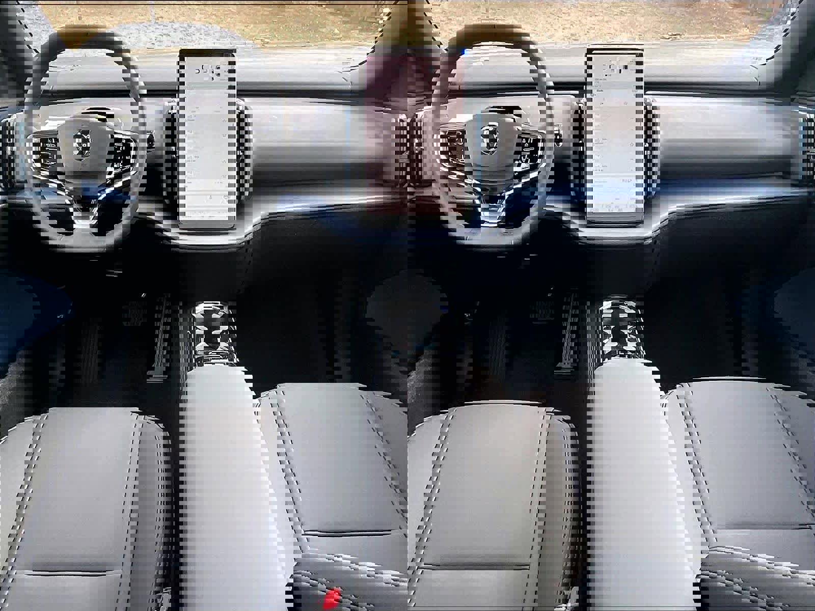 New 2026 Volvo EX30 Plus w/ Climate Package AWD/4WD image 7