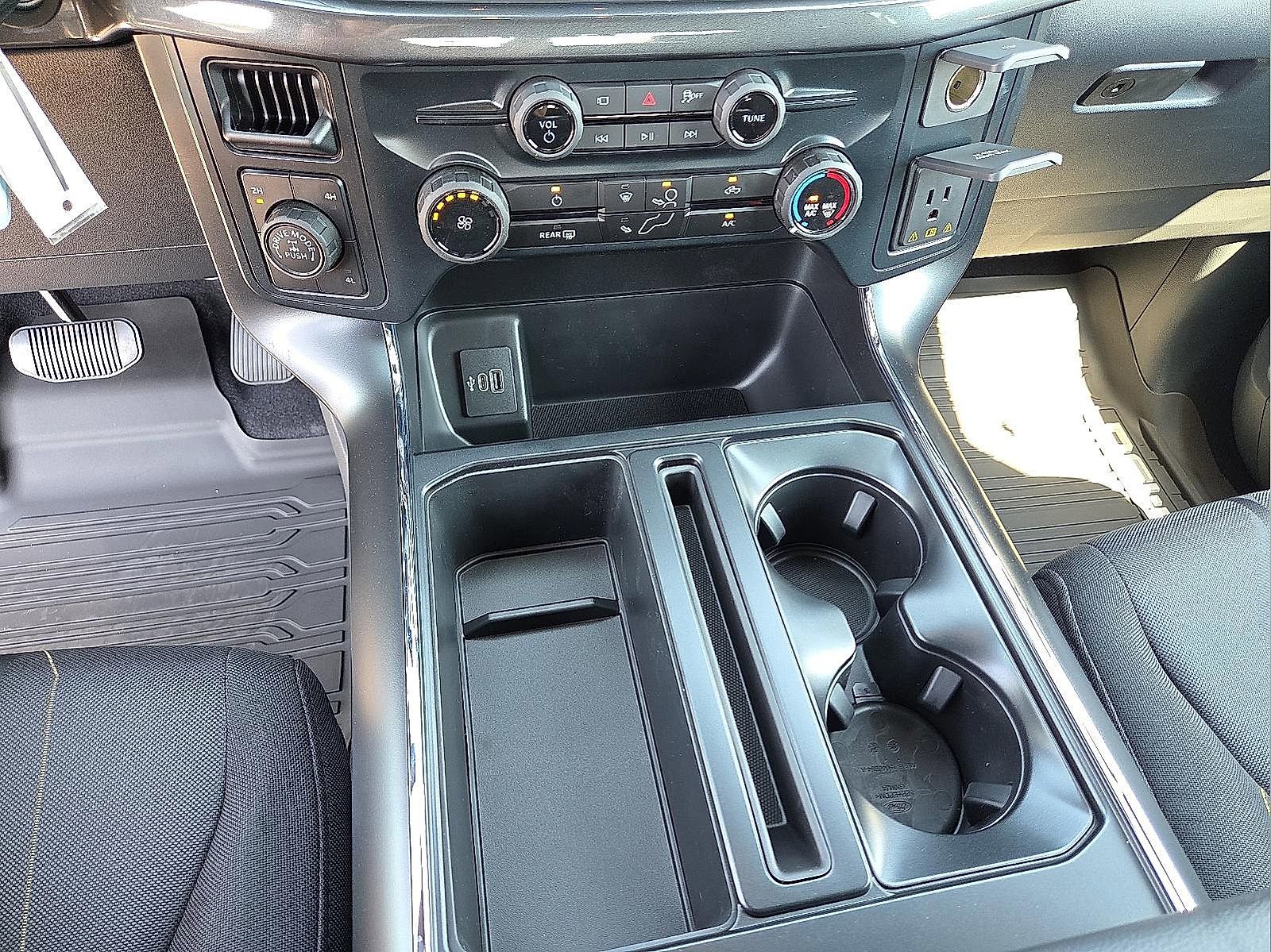 Used 2025 Ford F150 STX w/ Equipment Group 200A AWD/4WD image 25