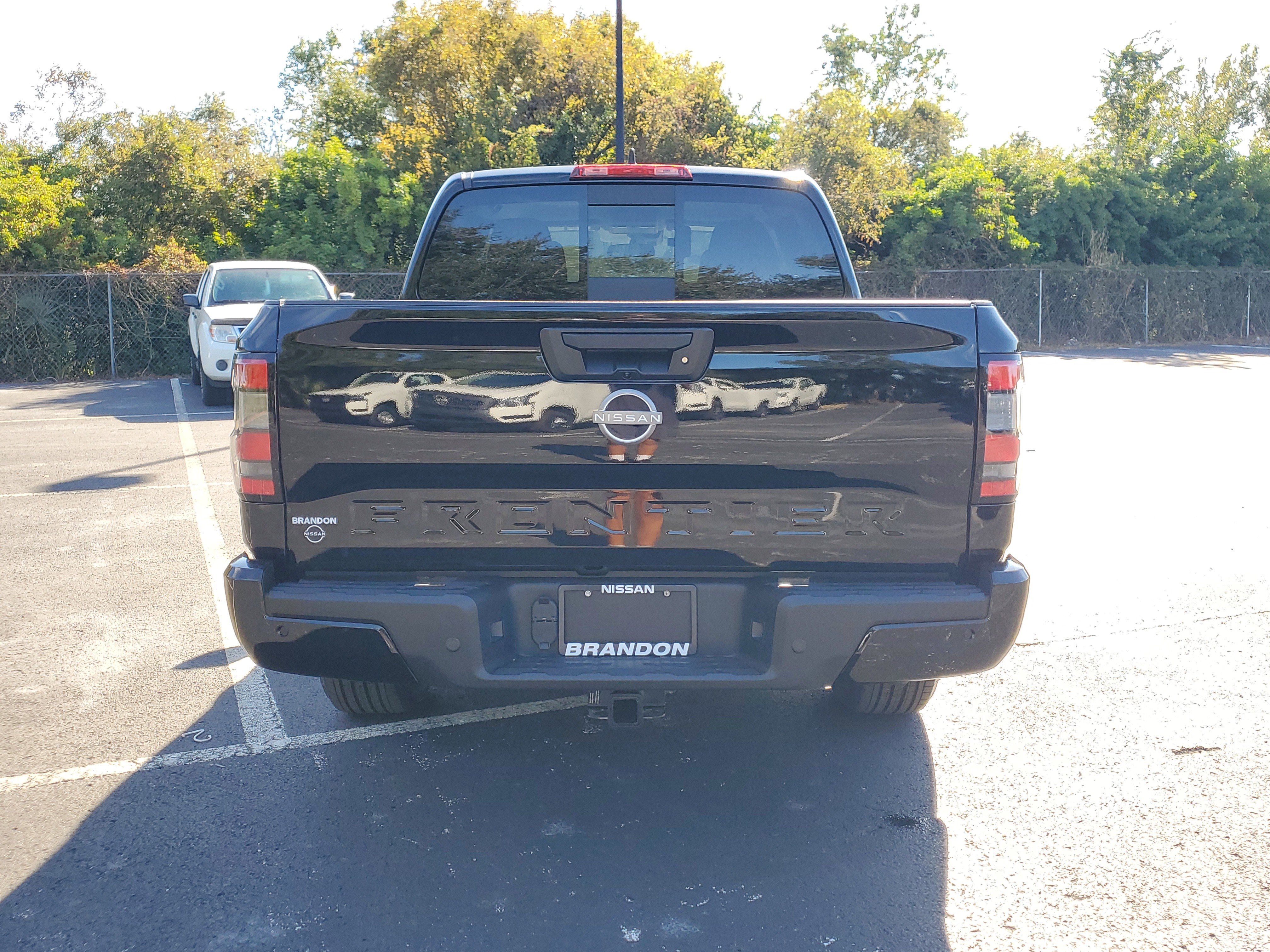 New 2026 Nissan Frontier SV image 6