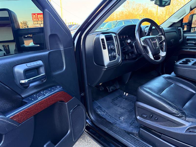 Used 2016 GMC Sierra 1500 SLT w/ Suspension Package, Off-Road AWD/4WD image 23