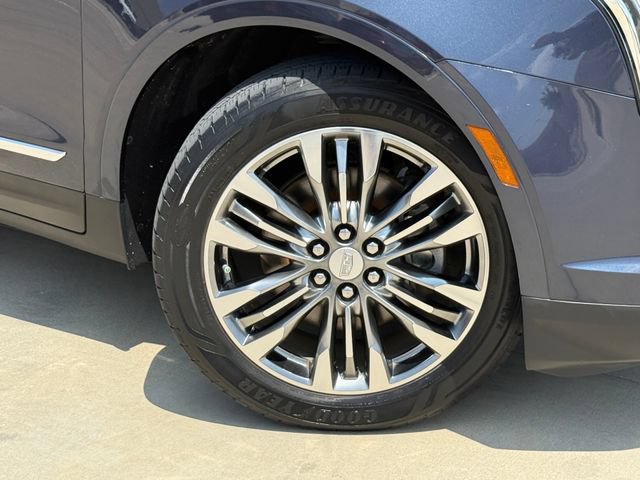 Used 2018 Cadillac XT5 Premium Luxury FWD image 2