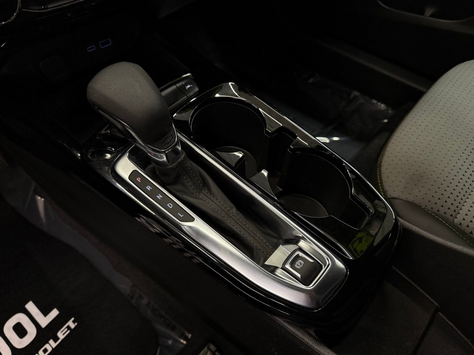 Used 2025 Chevrolet Trax LT image 15