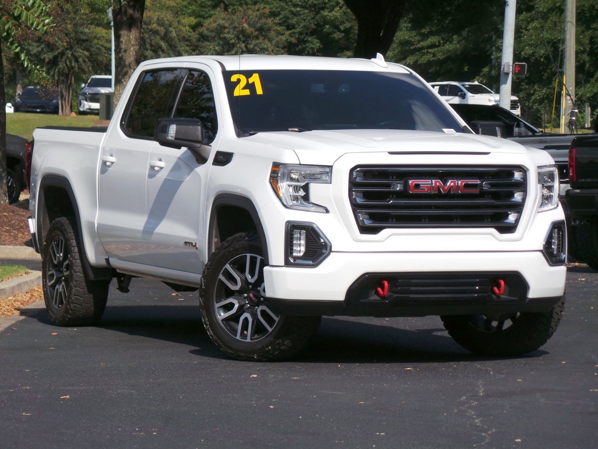 Used 2021 GMC Sierra 1500 AT4 AWD/4WD image 2