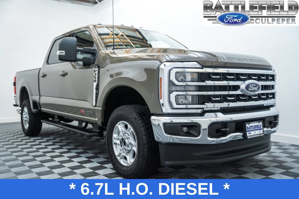 New 2026 Ford F350 XLT w/ XLT Premium Package AWD/4WD image 1