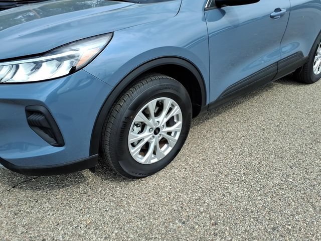 Certified 2023 Ford Escape Active AWD/4WD image 4