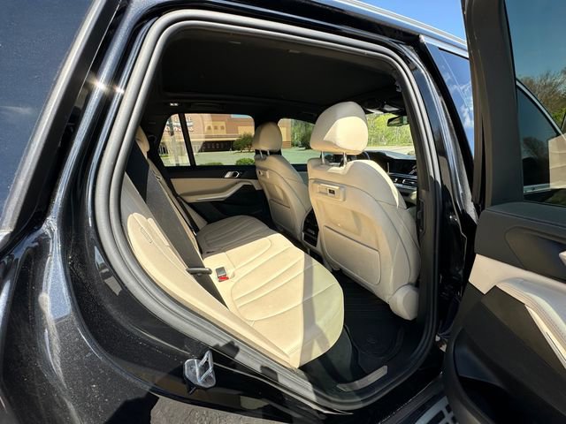 Used 2022 BMW X5 sDrive40i w/ Premium Package RWD image 17