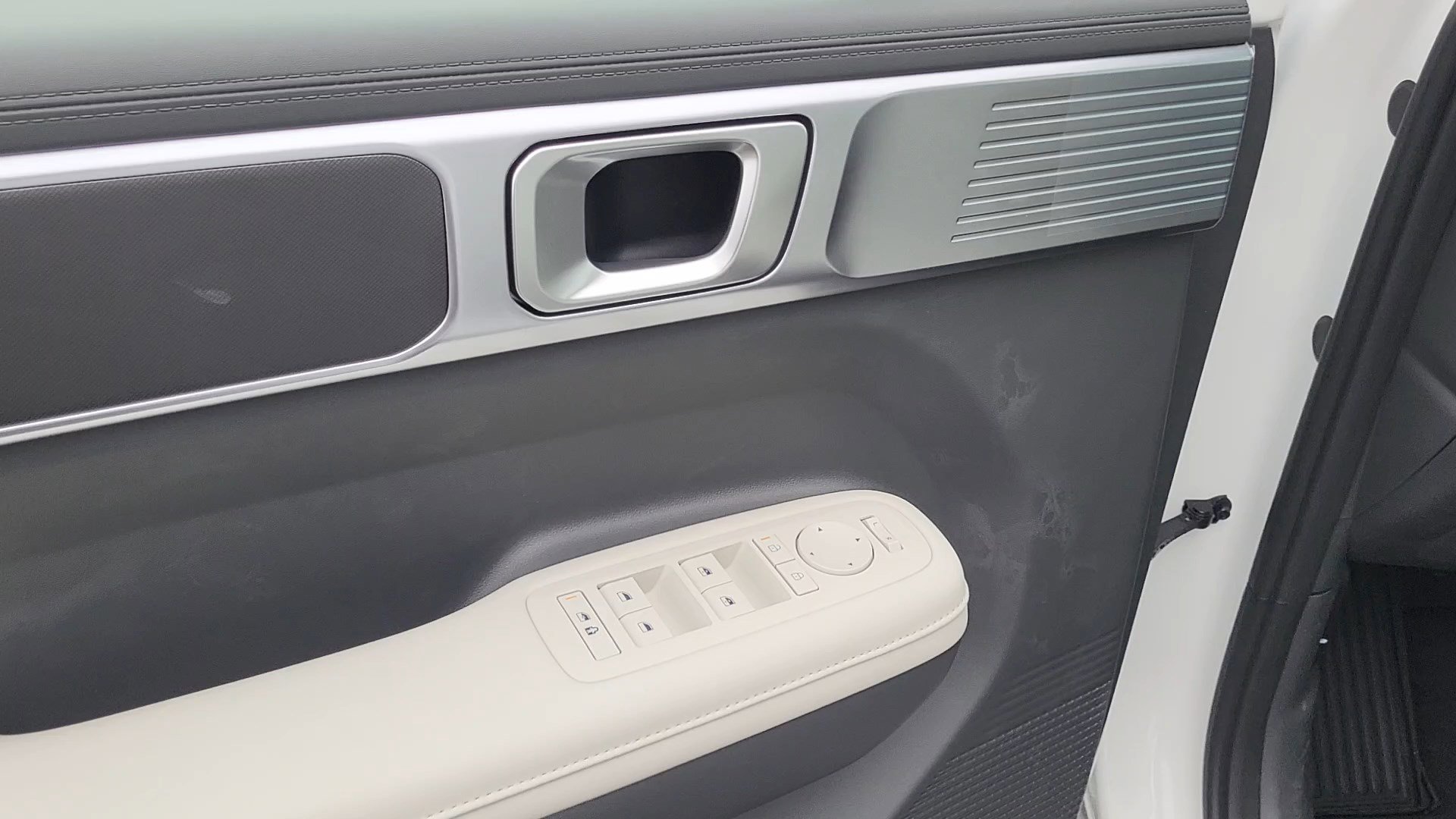 New 2026 Hyundai Santa Fe SEL image 9