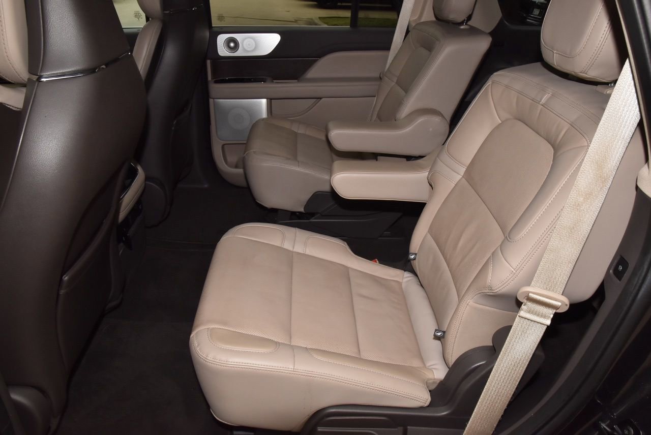 Used 2024 Lincoln Navigator Reserve image 14