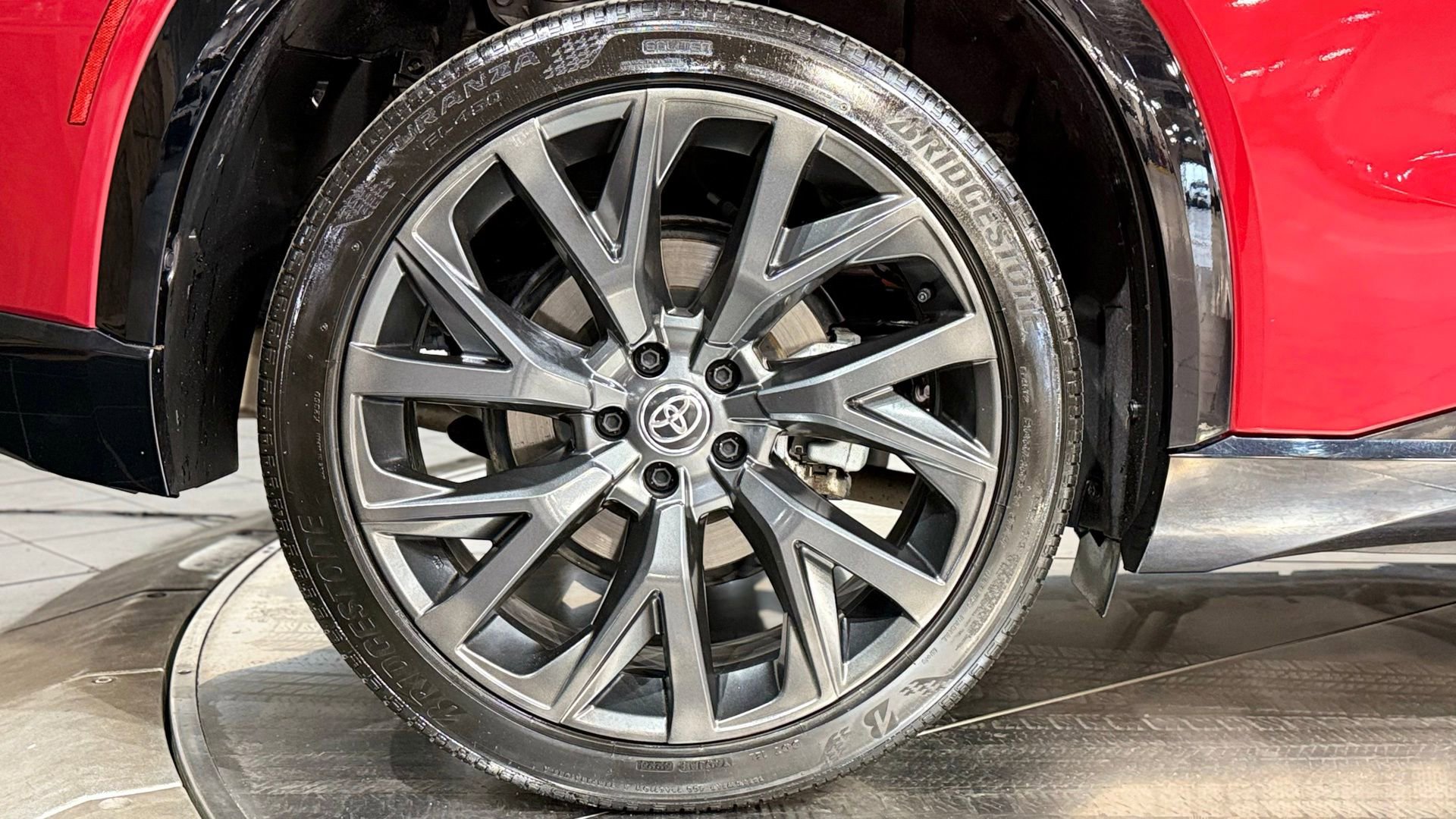 Used 2025 Toyota Crown Signia w/ Advanced Technology Package AWD/4WD image 26