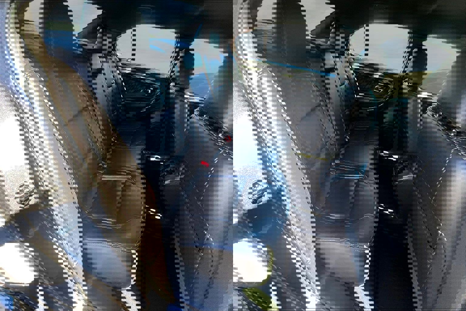 Used 2013 Ford Taurus SEL image 16