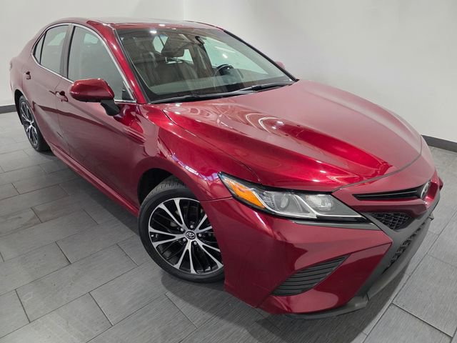 Used 2018 Toyota Camry SE image 7