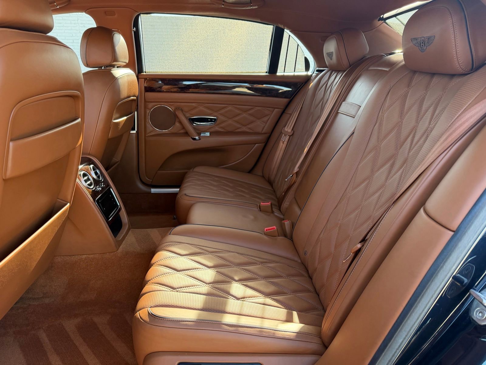 Used 2016 Bentley Flying Spur V8 image 19