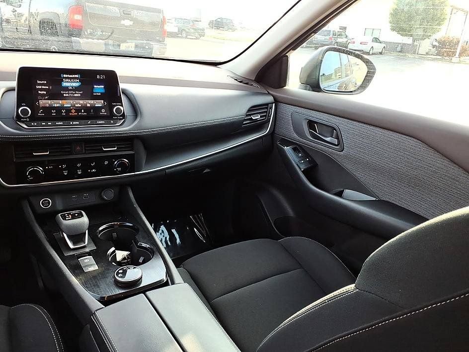 Used 2023 Nissan Rogue S AWD/4WD image 19