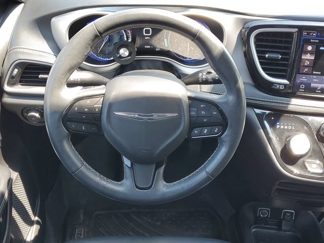 Used 2021 Chrysler Pacifica Touring-L w/ S Appearance Package FWD image 32