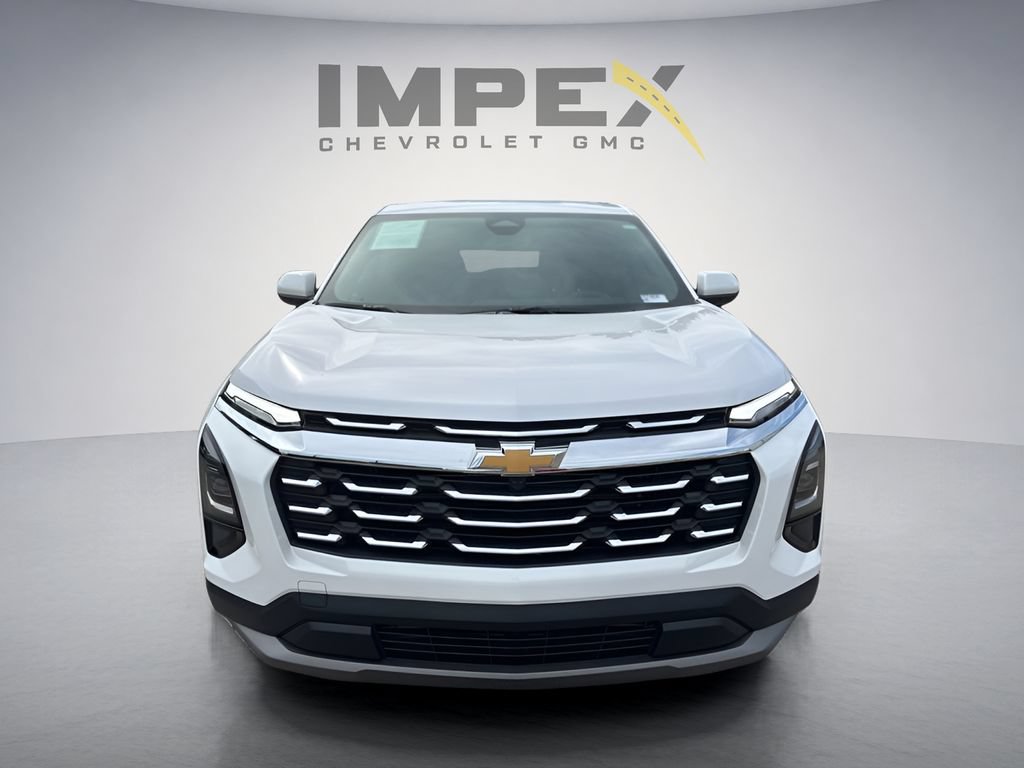 Used 2026 Chevrolet Equinox LT FWD image 8