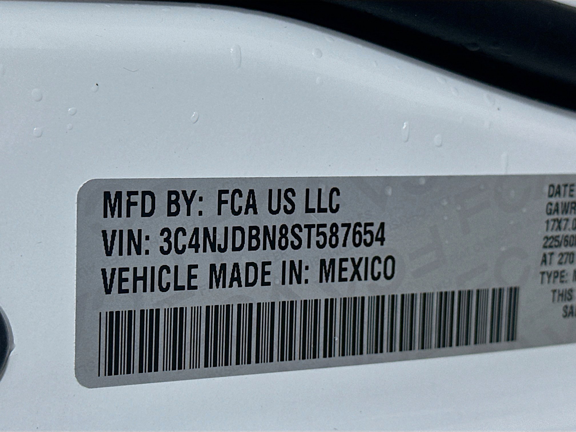 Certified 2025 Jeep Compass Latitude image 41