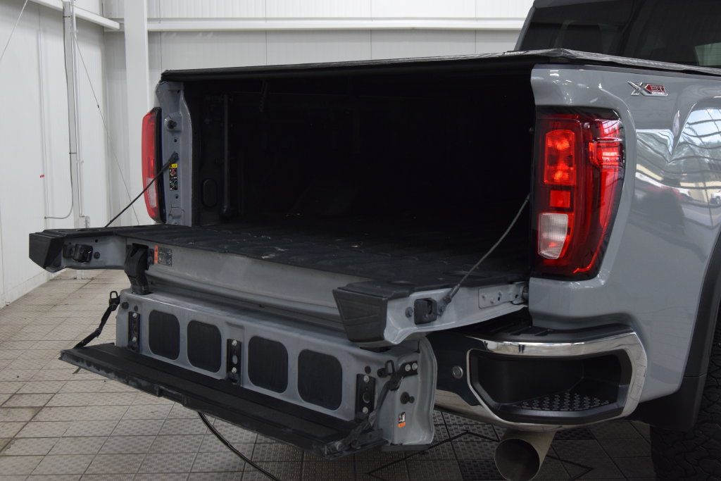 Used 2025 GMC Sierra 2500 SLE w/ SLE Value Package; AWD/4WD image 24