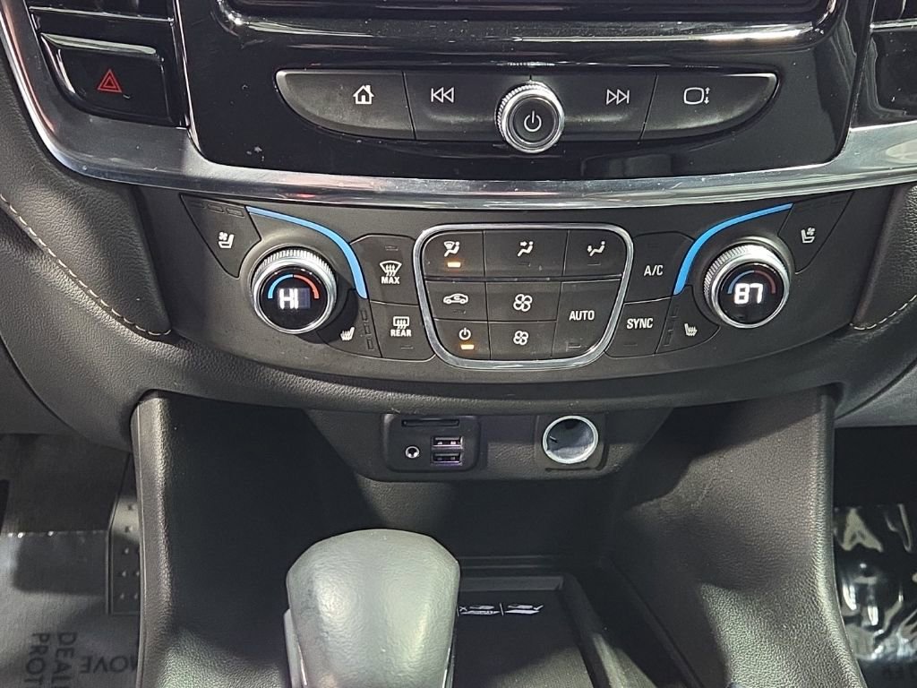 Used 2022 Chevrolet Traverse Premier AWD/4WD image 28
