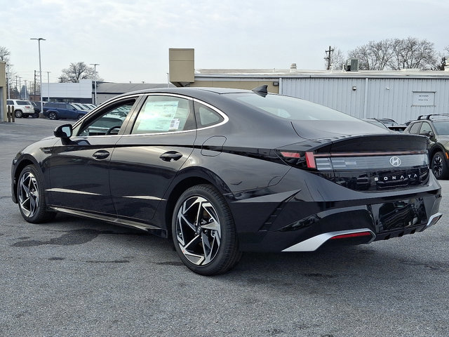 New 2026 Hyundai Sonata SEL FWD image 6