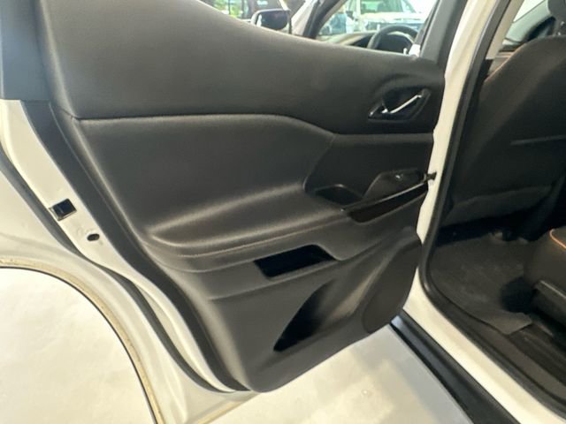 Used 2023 GMC Acadia AT4 w/ LPO, Floor Liner Package AWD/4WD image 32