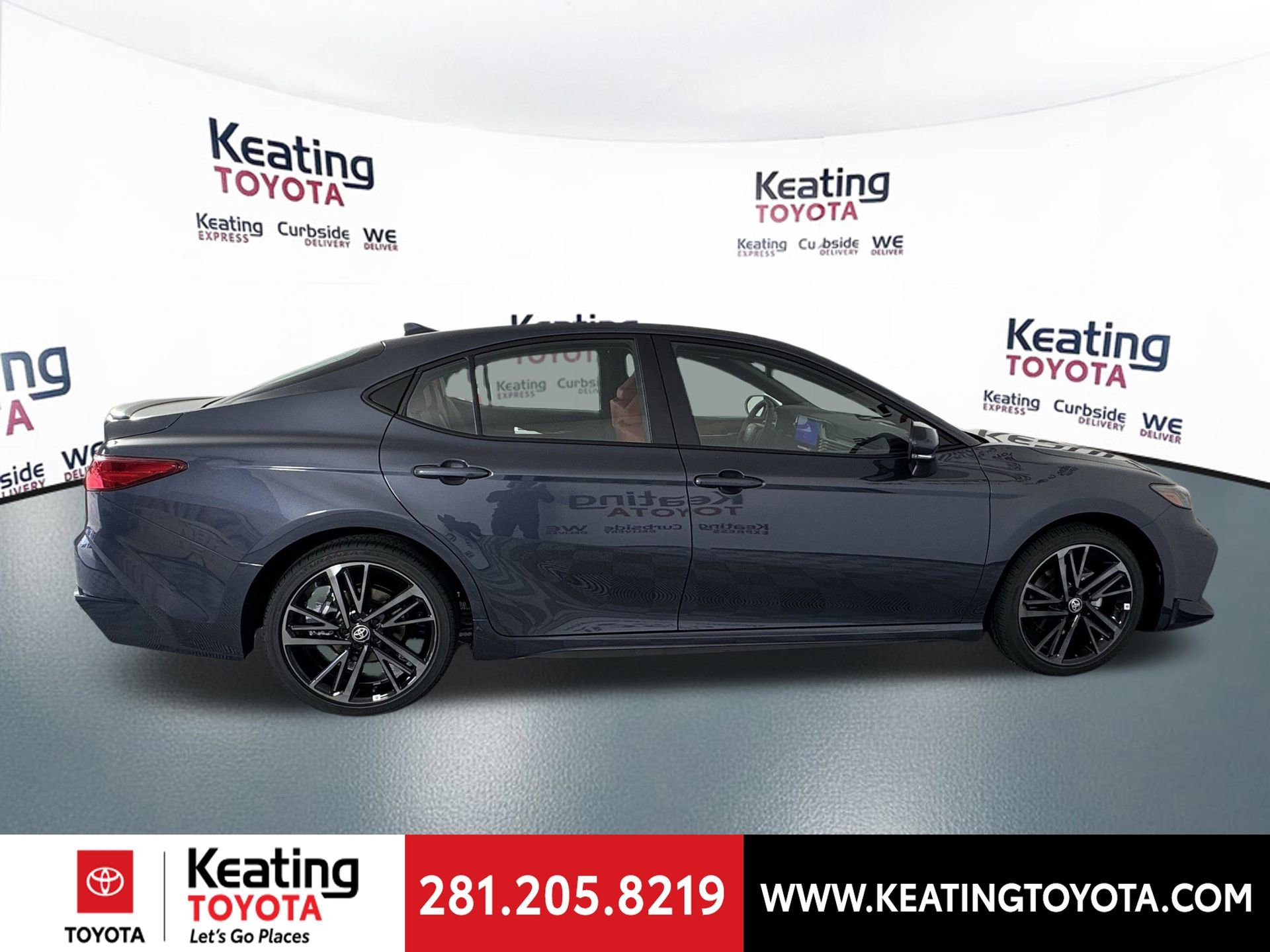 Used 2026 Toyota Camry XSE FWD image 4