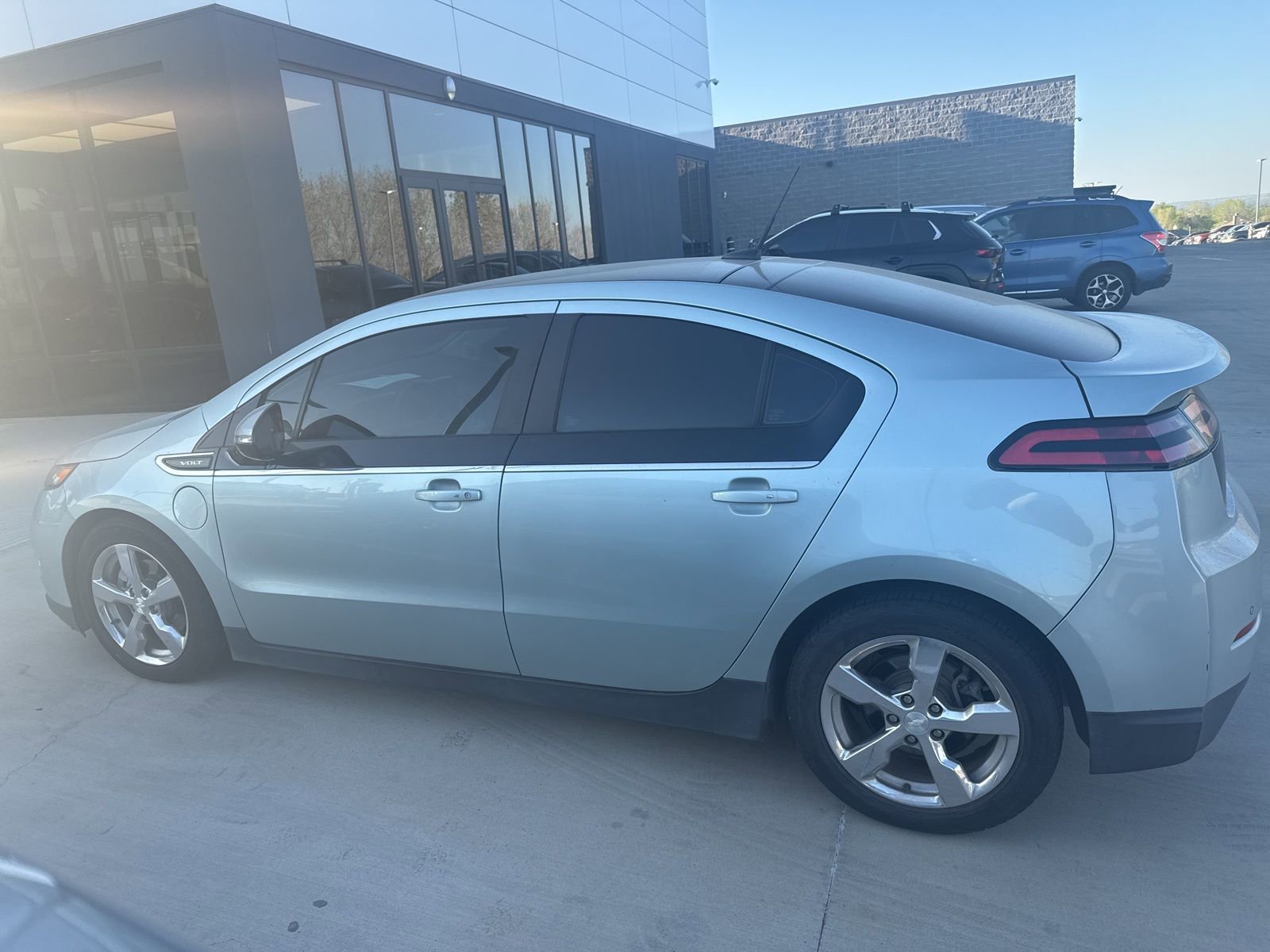 Used 2012 Chevrolet Volt Premium w/ Premium Trim Package image 8