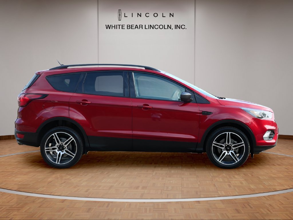 Used 2019 Ford Escape SEL AWD/4WD image 4