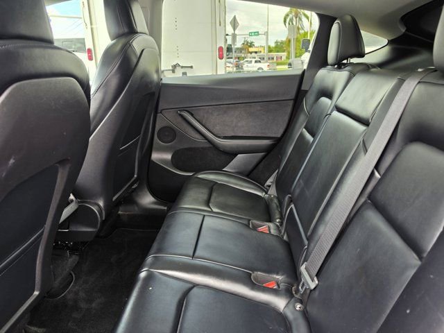 Used 2023 Tesla Model Y Long Range image 12