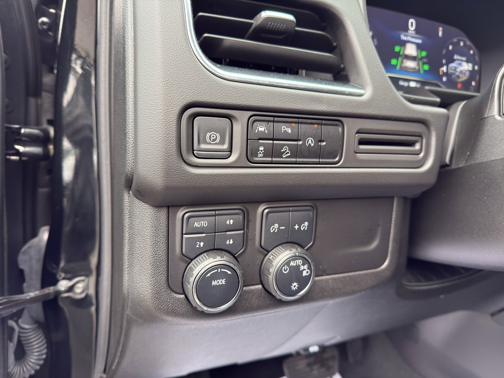 Used 2024 Chevrolet Tahoe Premier image 11