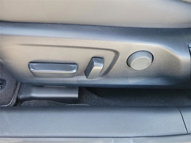 Used 2025 Lexus IS 350 F Sport image 16