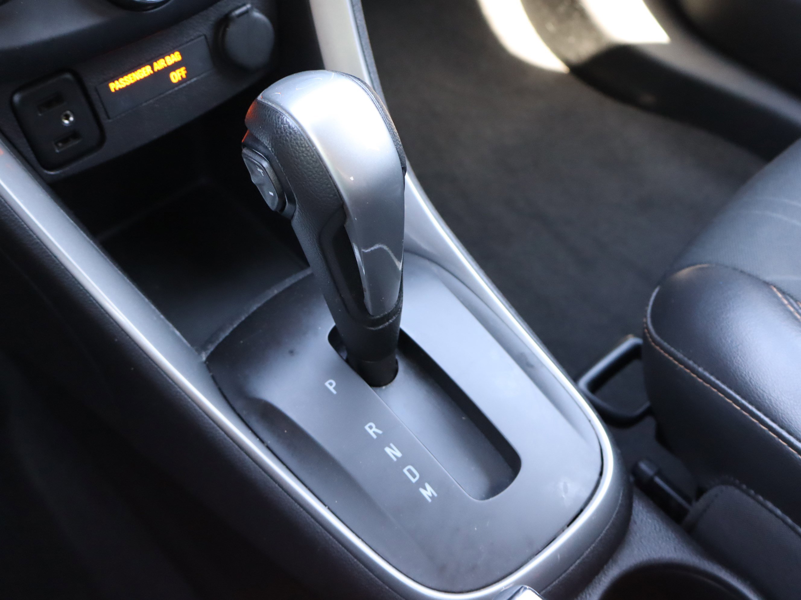 Used 2018 Chevrolet Trax LT w/ LT Convenience Package image 28