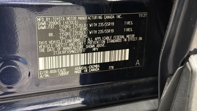 Used 2021 Toyota RAV4 XLE Premium AWD/4WD image 29