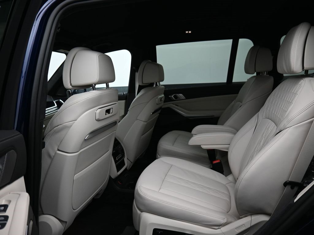 New 2026 BMW X7 xDrive40i w/ M Sport Package image 10