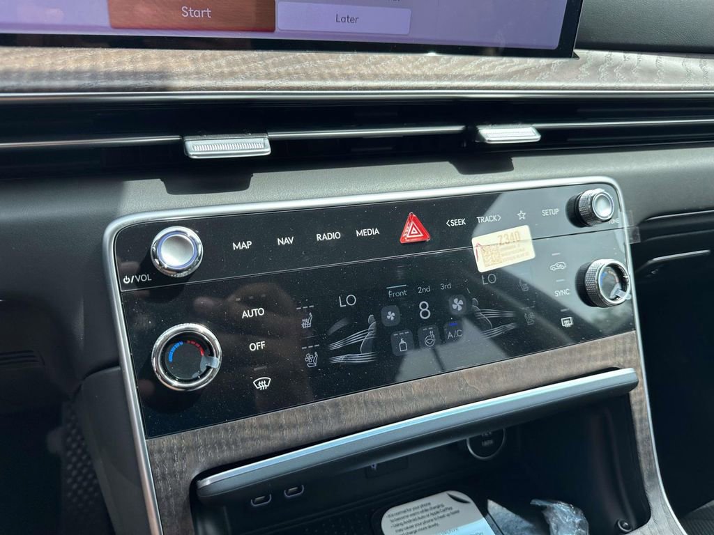 New 2026 Genesis GV80 3.5T Advanced AWD/4WD image 24