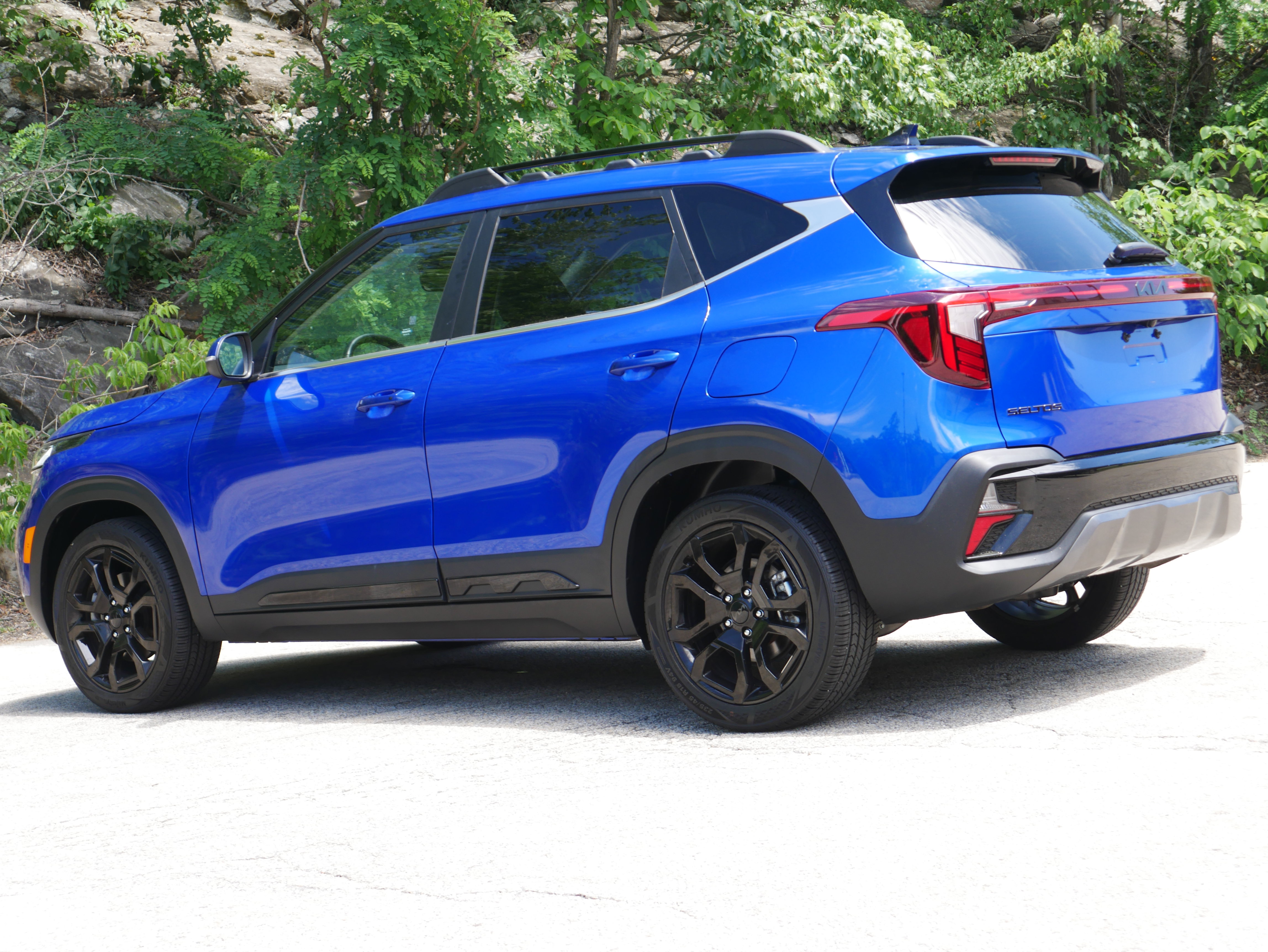 Certified 2025 Kia Seltos X-Line AWD/4WD image 4