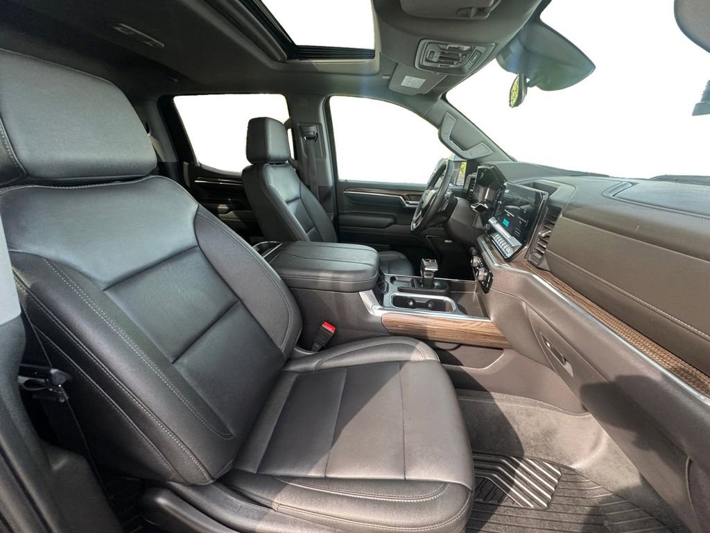 Used 2024 Chevrolet Silverado 1500 LT Trail Boss w/ LT Trail Boss Premium Package image 16