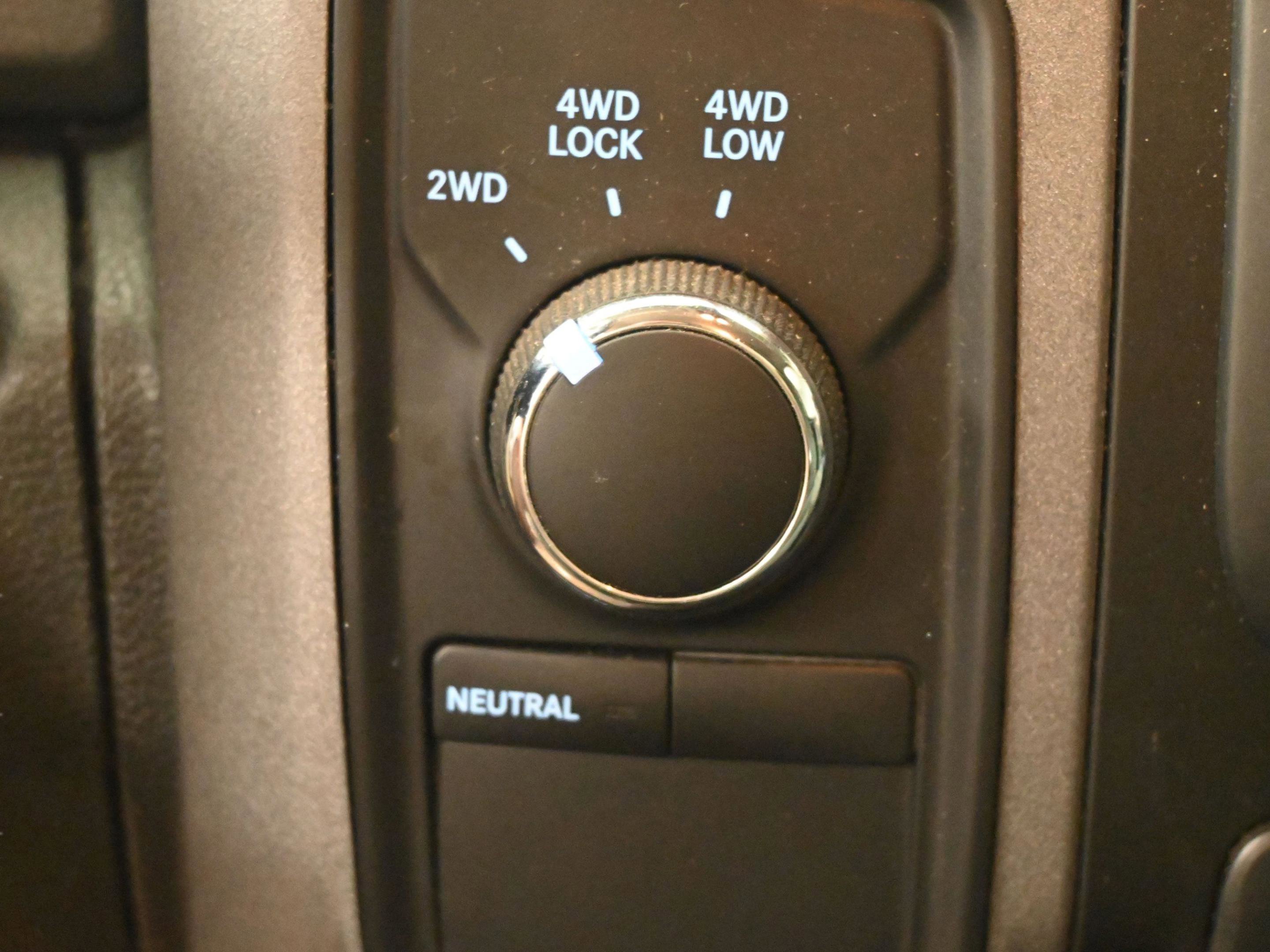 Used 2014 RAM 1500 Express image 30