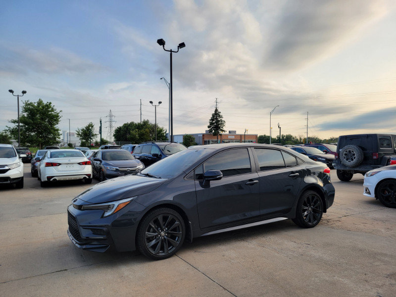 Used 2024 Toyota Corolla SE FWD image 5