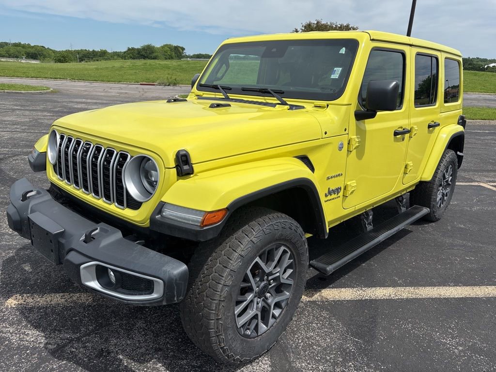 Used 2024 Jeep Wrangler Unlimited Sahara w/ Technology Group AWD/4WD video 1