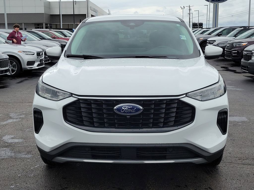 Certified 2023 Ford Escape Active w/ Tech Pack #2 AWD/4WD image 2