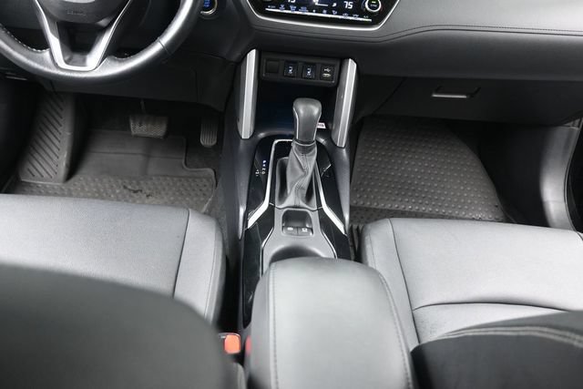 Certified 2022 Toyota Corolla Cross XLE w/ Black Badges Package (TMS) AWD/4WD image 27