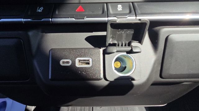 Used 2024 GMC Sierra 3500 Pro image 32