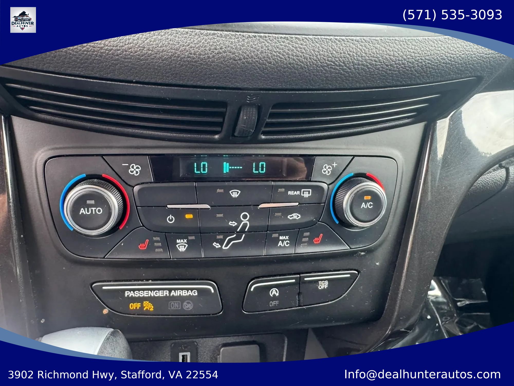 Used 2017 Ford Escape Titanium AWD/4WD image 25