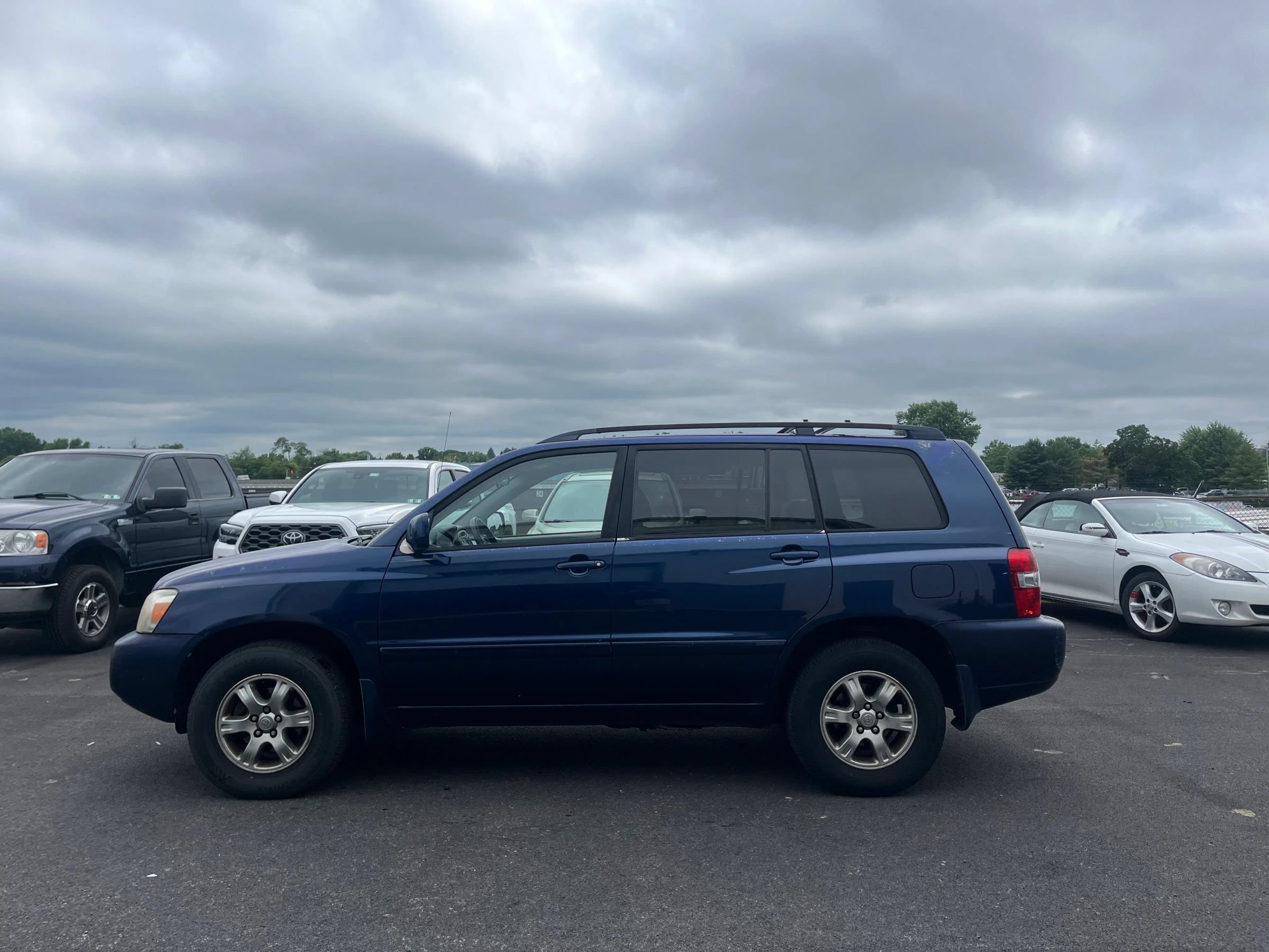 Used 2004 Toyota Highlander 4WD V6 image 5