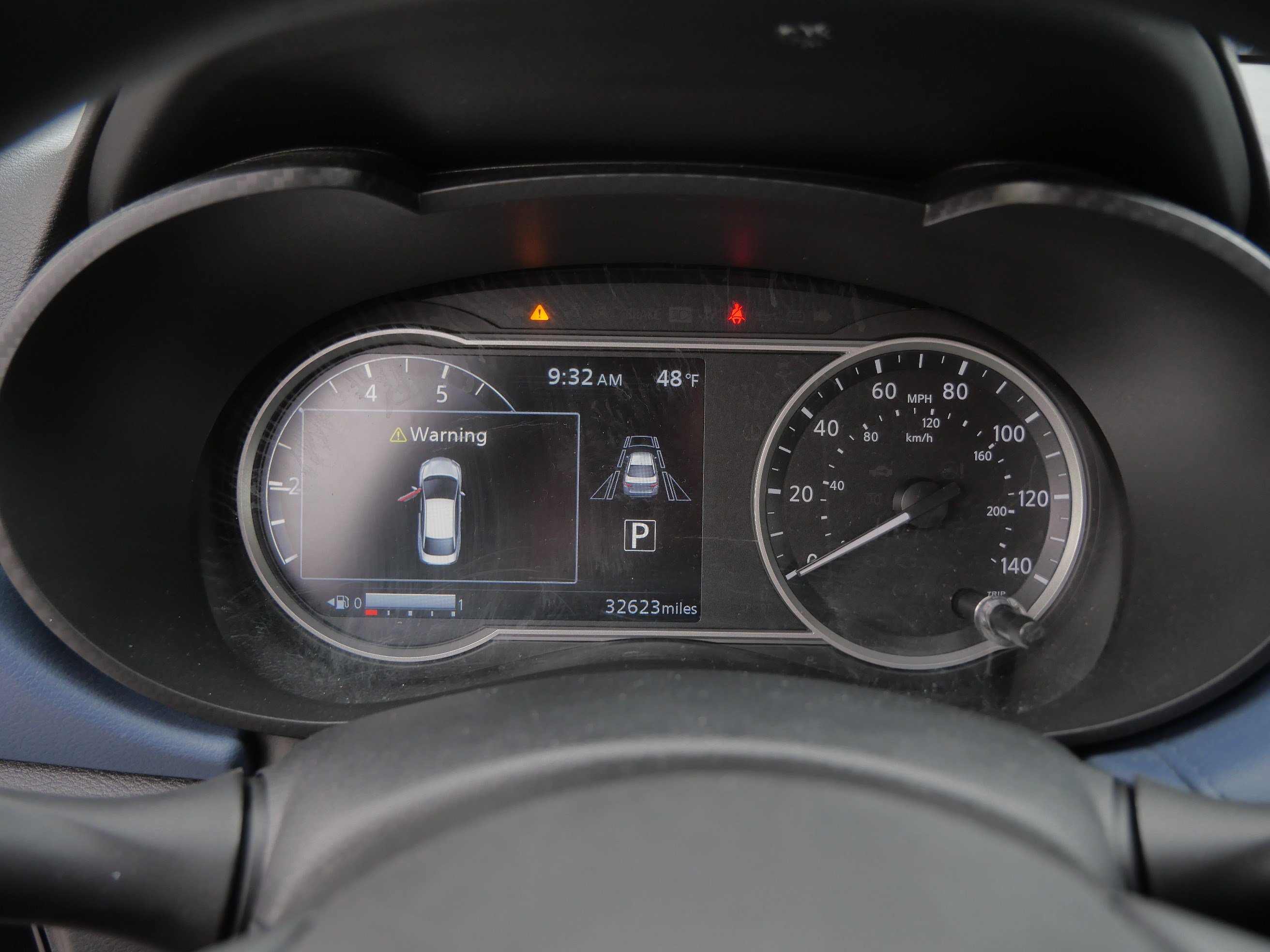 Used 2025 Nissan Versa SV FWD image 21