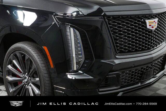 Used 2025 Cadillac Escalade V w/ LPO, Floor Liner Package AWD/4WD image 41