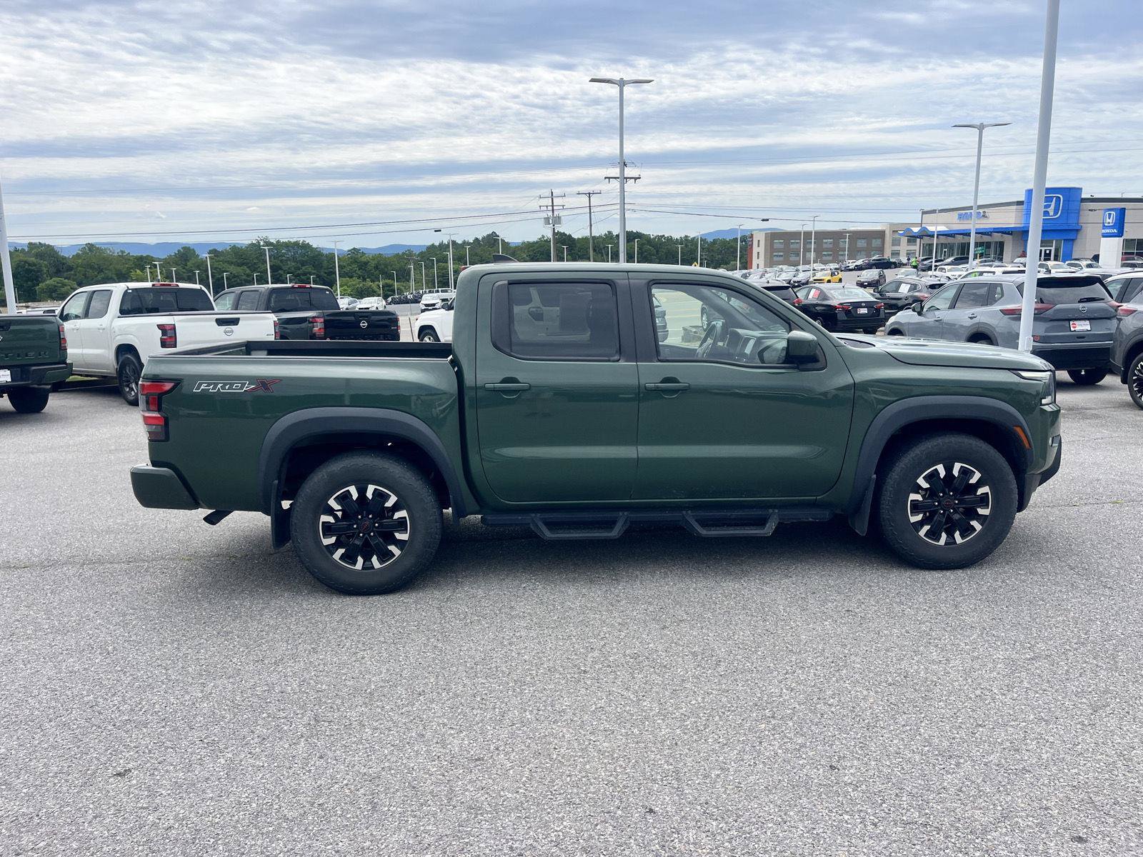 Used 2023 Nissan Frontier Pro-X w/ Technology Package RWD image 8