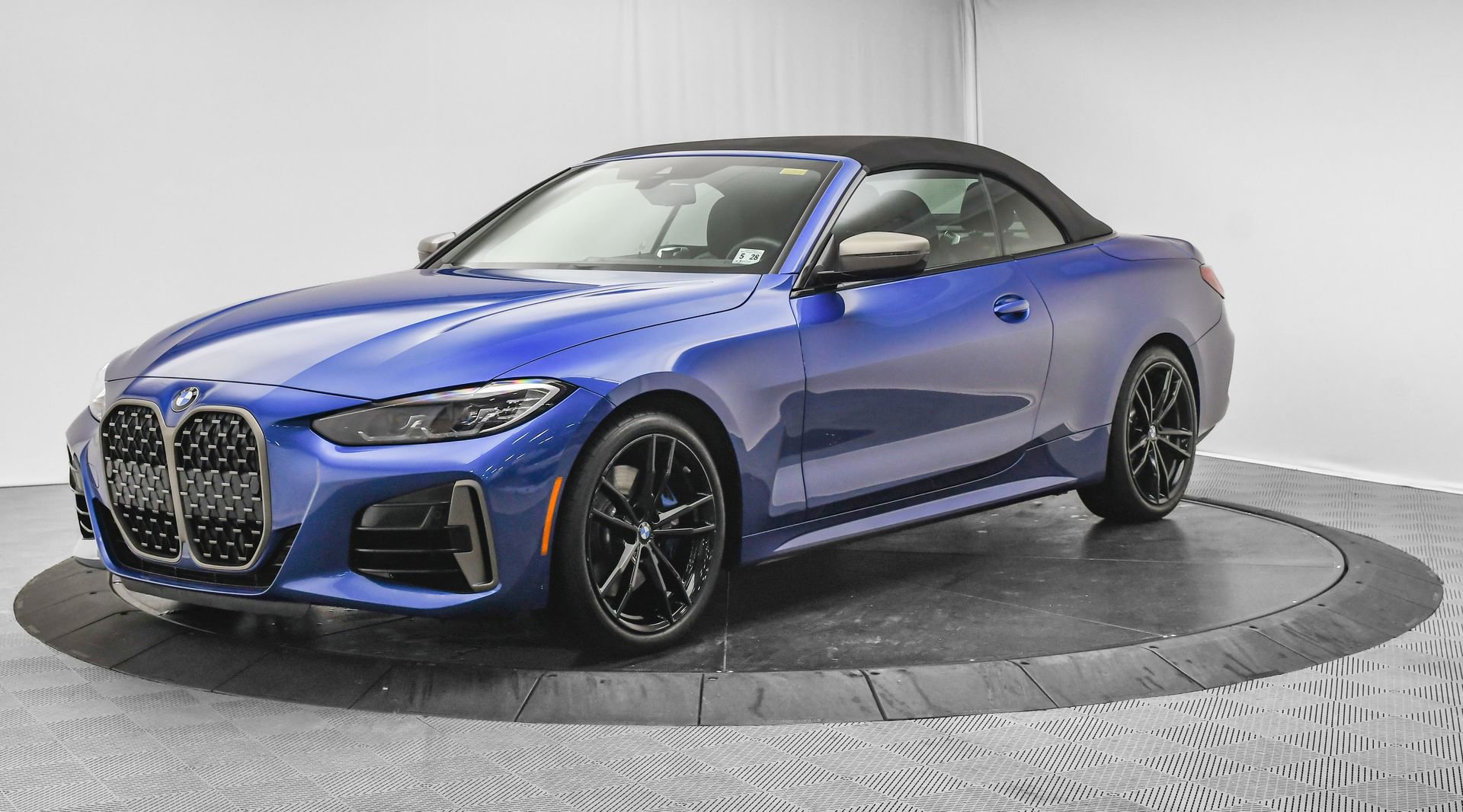 Used 2024 BMW 440i xDrive Convertible image 54