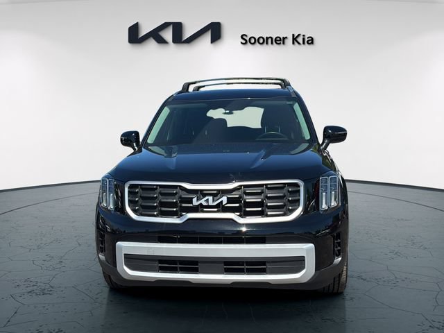 Used 2024 Kia Telluride S FWD image 2