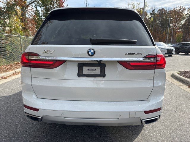 Used 2021 BMW X7 xDrive40i w/ Parking Assistance Package image 13